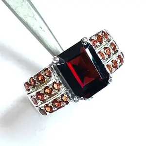 RED GARNET RING ,January Gemstone,Genuine Red Garnet , Gift for her ,Valentine's day Gift ,Christmas Gift