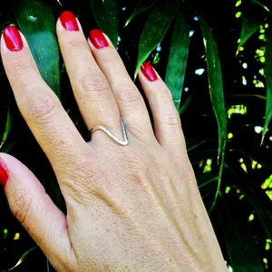 Gold filled Hammered Adjustable V ring, Hammered Chevron Ring, V Ring, Gold V Ring, Geometric Ring, Open Triangle Ring,