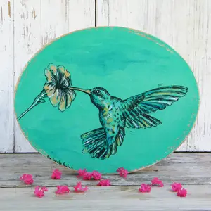 Hummingbird Wall Sign, Oval Wall Art, Hummingbird Print, Bedroom Decor, Hummingbird Art, Rustic wood sign, Nature Art, Round Wall Hanging