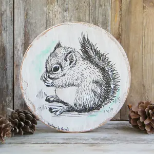 Squirrel Art, Round Wood Sign, Squirrel Wood Print, Rustic Nursery Decor ,Kids Room Decor, Rustic wood sign, Gift For Kids, Oval Wall Decor