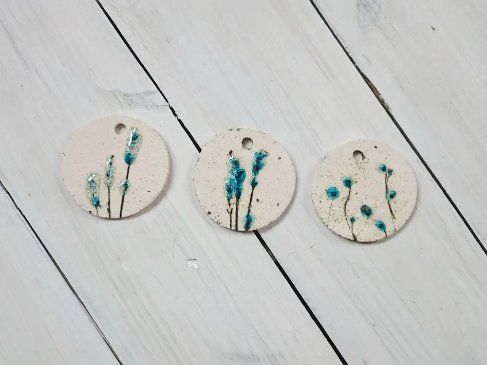 Handmade ceramic Pendant, set of six pendants, round shape - floral Handmade ceramic Pendant, set of six pendants, round shape - floral