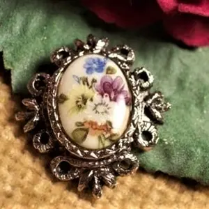Floral Brooch Silver Metal Coat Pin Vintage 1960s Victorian Costume Jewelry