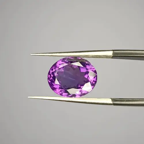 4.50 Carat 100% Natural Unheated Untreated Top Color Purple Amethyst Oval Shape Cut Loose Gemstone 12x10x7 MM best for Jewelry and ring