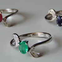 EMERALD RING ,925 sterling silver Ring ,Engagement & Statement Ring ,Women Jewelry ,gift for her.. EMERALD RING ,925 sterling silver Ring ,Engagement & Statement Ring ,Women Jewelry ,gift for her..