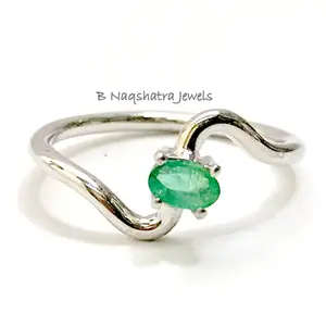 NATURAL EMERALD RING,oval shape Emerald Gemstone ,May birthstone,Silver emerald ring