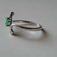 EMERALD RING ,925 sterling silver Ring ,Engagement & Statement Ring ,Women Jewelry ,gift for her.. EMERALD RING ,925 sterling silver Ring ,Engagement & Statement Ring ,Women Jewelry ,gift for her..